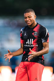 Pin By Keane On Psg Paris Saint Germain Soccer Outfits Soccer Guys