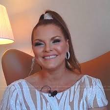 Brandi Redmond Outfits & Fashion