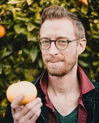 Edwin Recalde's Instagram, Twitter & Facebook