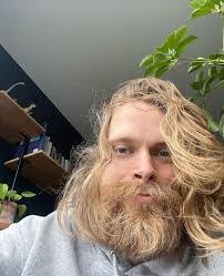 Patrick Farren's Instagram, Twitter & Facebook