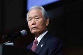 巨人の石井琢朗２軍監督に制裁金５万円 判定への抗議５分超で退場