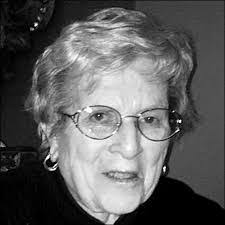 Marie Rollins's Instagram, Twitter & Facebook