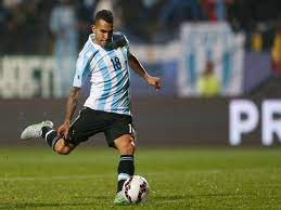 Antes de que iniciara la copa américa, las personas daban como grandes favoritas a la selección colombia y a la selección de argentina para que alzaran el tan codiciado. Copa America Argentina Beat Colombia On Penalties To Make Semis Hindustan Times