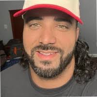 Nathaniel Newman's Instagram, Twitter & Facebook