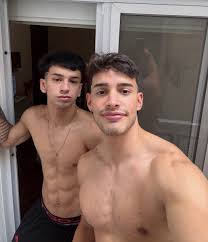 just gay porn @justgayporn3 - Twitter Profile | Sotwe