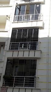 Nasıl ki vitrini kirli, parmak izleriyle dolu. Katlanir Surgulu Cam Balkon Modelleri Ve Fiyatlari