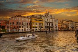 Additionally, the play of the month series had screened several shakespearean adaptations over the years; Grand Canal By Night Venice Italy Background High Quality Free Backgrounds