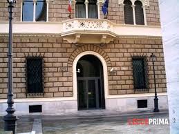 L'edificio che per oltre 50 anni ha ospitato la sede provinciale della banca d'italia è in vendita; Banca D Italia La Storica Sede In Mano Ai Privati