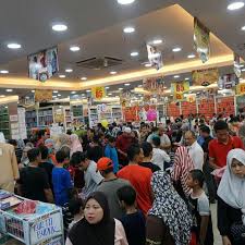 Shah alam replaced kuala lumpur as the capital city of the state of selangor in 1978 due to kuala lumpur's incorporation into a. Ciklilyputih The Lifestyle Blogger Jakel Barulah Raya Di Jakel Shah Alam