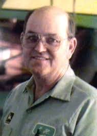 Joe Hennington's Instagram, Twitter & Facebook