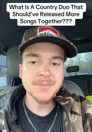 Country Sing Sounds Like Alan Jackson and George Strait at The Same Time