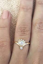 Unique Diamond Engagement Ring 0 4 Ct Diamond Ring Crown Etsy Wedding Rings Vintage Dainty Engagement Rings Beautiful Wedding Rings