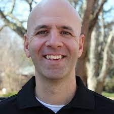 Aaron Bracy's Instagram, Twitter & Facebook