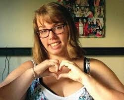 Elizabeth Hopwood's Instagram, Twitter & Facebook