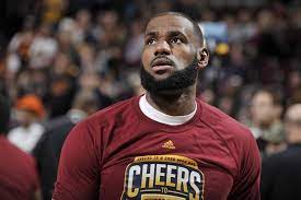 Lebron james has dealt with his struggling hair almost from the moment he got into the nba in 2003. Lebron James One Of The Greatest Players And Beards In The Nba Beardoholic