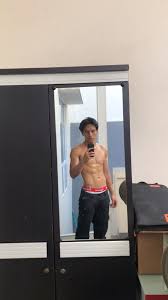 Buat kalian yang mau tau atau belum tau account asli jefri nichol hanya ada di instragam dan di twitter dengan username @jefrinichol. Suka Pamer Otot 10 Potret Jefri Nichol Bikin Jantung Cewek Deg Degan