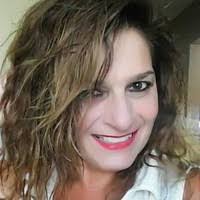 Robin Lusk's Instagram, Twitter & Facebook