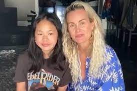 En effet, le 14 septembre prochain, elle a. Laeticia Hallyday Se Separe D Objets De Johnny Pour La Bonne Cause