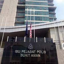 They arrived at bukit aman, accompanied by seven lawyers, at about 8.50 am, but avoided media members who. Ibu Pejabat Polis Bukit æå«å¹¿è¥¿ä¹‰å±±sos Guang Xi Cemetery Facebook