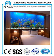 4 slaapkamers, 5 badkamers, wifi, airconditioning en zwembad, landelijk gelegen op een 1000m2 groot perceel aan de rand van een rustig woongebied Das Schlafzimmer Wand Hangende Aquarium Foto Auf De Made In China Com