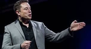 إيلون ماسك يشيد بصناعة صواريخ الفضاء الروسية الأفضل في الوقت الحالي Elon Musk Train Your Brain Tesla