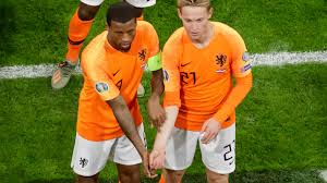 Download voetbal live achtergrond apk 6.1 for android. Andere Tijden Sport Van Mijnals Tot Memphis Hoe Oranje Kleur Kreeg Nos