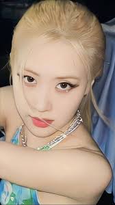 The flower language of Black Buck Rose is: "Gentle, sincere, unique.🖤✨️