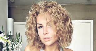 Wygląda na to, że tak właśnie się stało. Blanka Lipinska Ma Nowy Kolor Wlosow Pisarka Znow Szaleje Nad Swoim Wygladem
