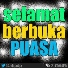 Gambar meme gif bahagia mau buka puasa. 390 Ide Design Di 2021 Wallpaper Ponsel Gambar Wallpaper Apel