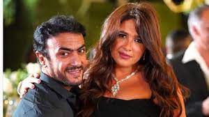 شارك الفنان ياسمين عبد العزيز، كوكبة من نجوم السينما والإعلام. Ø¥ØµØ§Ø¨Ø© ÙŠØ§Ø³Ù…ÙŠÙ† Ø¹Ø¨Ø¯ Ø§Ù„Ø¹Ø²ÙŠØ² ÙˆØ§Ù„Ø¹ÙˆØ¶ÙŠ Ø¨ÙÙŠØ±ÙˆØ³ ÙƒÙˆØ±ÙˆÙ†Ø§