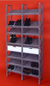 Schuhregal platzsparend, schuhregal gegen die wand im flur stockfotografie alamy, tür schuhregal schuhständer schuhablage schuhschrank tür wand 18 paar schuhe ebay, wohnling wand garderobe. Schuhregal Fur 28 Paare Modell Hamburg