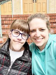 April Duffy's Instagram, Twitter & Facebook