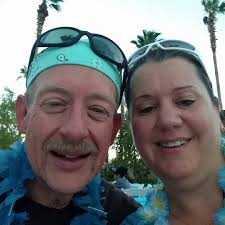 Federal CO or County Jail CO? I'm trying to decide whether to apply to the  Bureau of Prisons or stick with county jails. From what I've seen, most  county jails start out