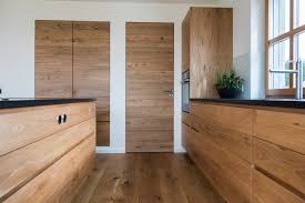Küchen ideen holz küche holz modern küche eiche offene küche wohnzimmer ulme haus und heim wohnung küche haus. Ein Haus Mit Einem Verborgenen Schatz Haberl Turen