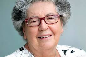 Critican embate a ciencia básica