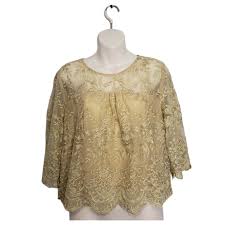 Just enter your zip code and we'll show you your closest stores. Forever 21 Metallic Gold Blouse Medium Gem
