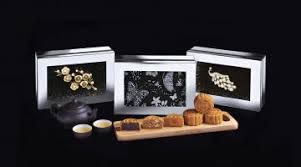 It takes place on the 15th day of the eighth lunar month when the moon is at its biggest and brightest.no this offer can be found on lazada and they make deliveries throughout malaysia. Mooncake 2018 Malaysian Foodie