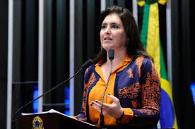 Advogada e professora de direito. Simone Tebet Destaca Aprovacao De Projetos De Combate A Violencia Pela Ccj Senado Noticias