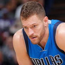 David Lee: Spurs agree to two-year deal with veteran PF