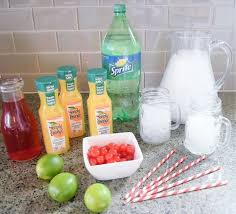 Delicious Simply Orange Sunrise Drink Recipe Plus Fall Weekends Football Catering We Re The Joneses Recipe Mixed Drinks Recipes Kid Drinks Entertaining Menu