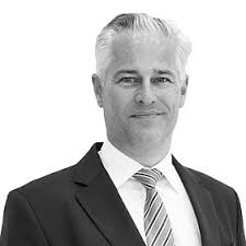 Aaro Capital ernennt Axel Ullmann zum Sales Direktor: IPE D.A.CH