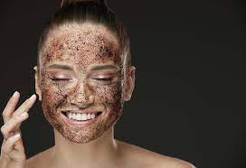 Coffee is very high in antioxidants, making it an excellent dead skin cell removal for human skin as well as preventing wrinkles and sagging skin to a relatively good extent. How To Remove Dead Skin From Face And Body Naturally
