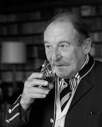 Dr. Stephen Cribb, guide extraordinary. His credentials