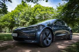 If you charge overnight at home, you. Fahrbericht Tesla Model 3 Dual Motor Performance Knapp An Der Platzreife Vorbei Auto Medienportal Net