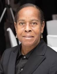 Stacey Sinkfield's Instagram, Twitter & Facebook