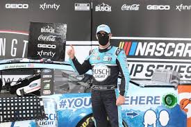 The most successful nascar drivers have amassed large fortunes due to winning big cash prizes or having. Kevin Harvick Wins At Darlington As Nascar Returns From Shutdown