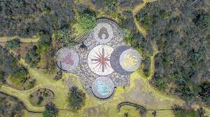Tiene una altura de 1.910 msnm y está situada a 274 km, de la ciudad de méxico y a 97 km de guanajuato. At Botanical Garden In Mexico Natural Species Blossom Again Hawaii Tribune Herald