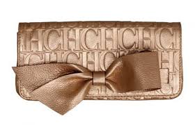 La mayor selección de bolsos de mujer carolina herrera a los precios más asequibles está en ebay. Always Chic With Carolina Herrera Carteras Carolina Herrera Carteras Bolsos Cartera