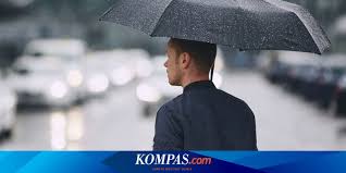 Cholil nafis di jakarta, selasa, 1 november 2020. Hujan Di Saat Musim Kemarau Mengapa Bisa Terjadi Halaman All Kompas Com