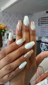 Mint Rose Gold Glitters Done By Topcoatnailbarsj Gold Acrylic Nails Gold Nails Prom Champagne Nails